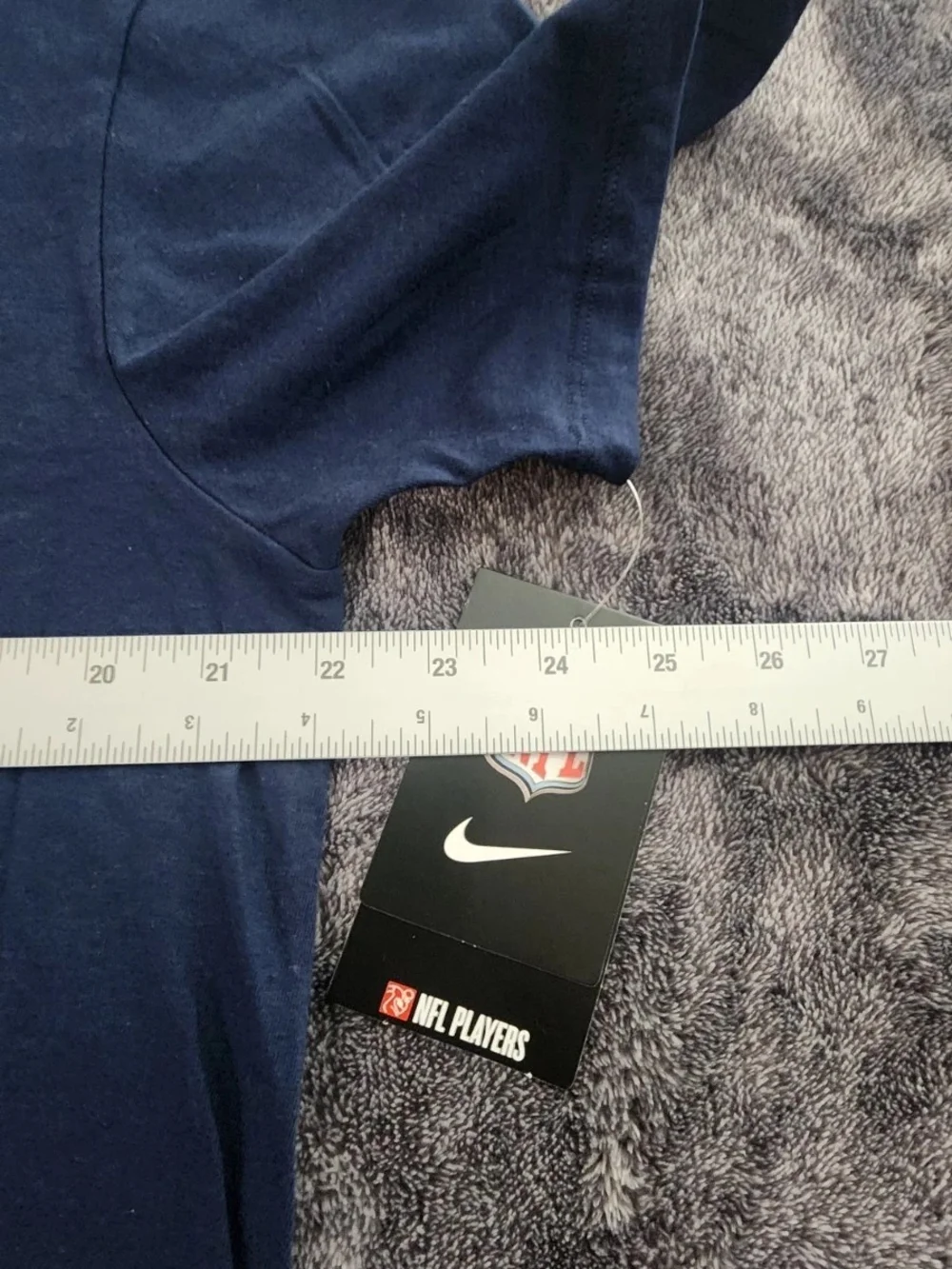 NWT New #3 Russell Wilson Nike Seattle Seahawks Name & Number Large T-Shirt